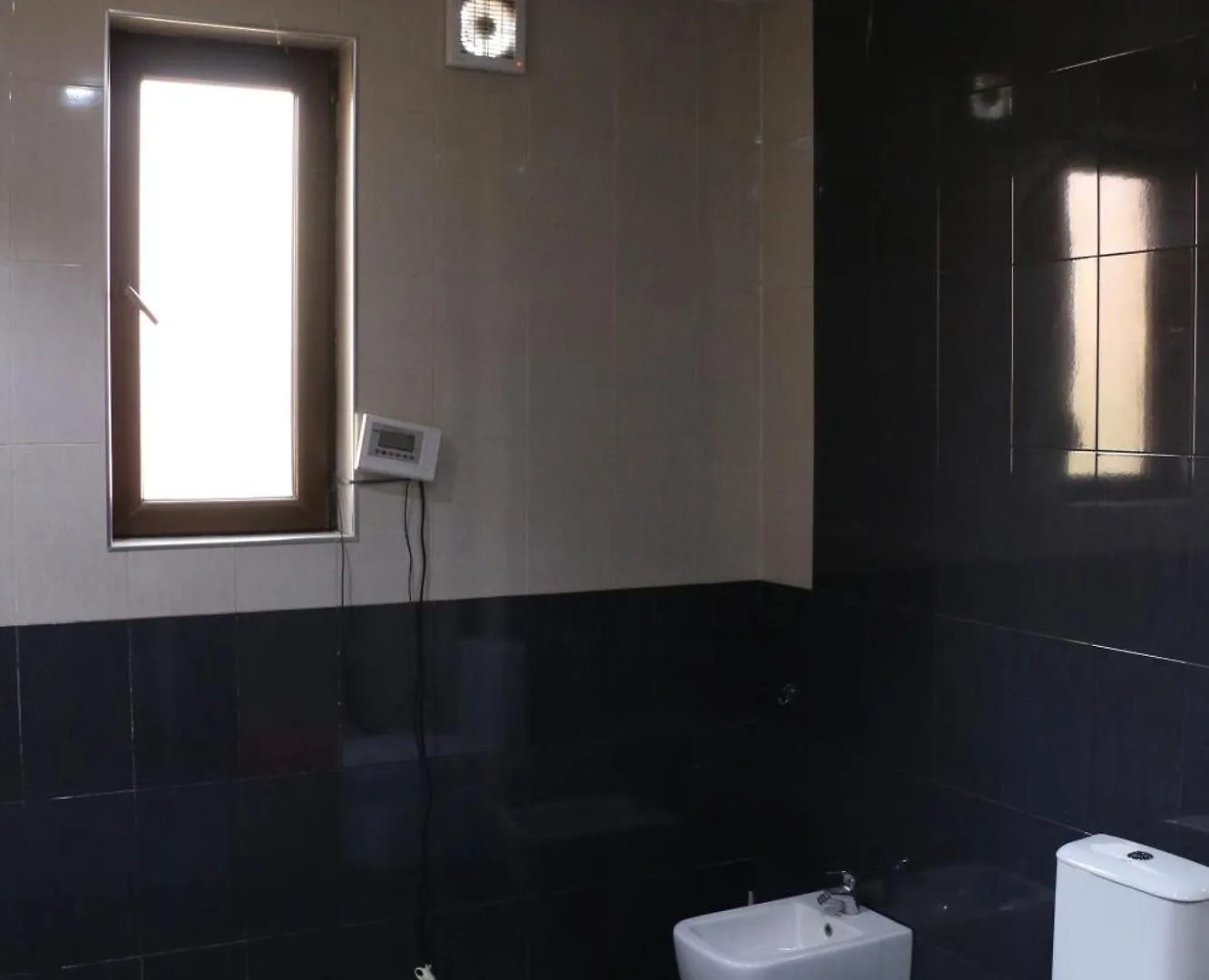 Konstantine'S Wine Cellar In Tbilisi Free Wine & Chacha Ξενοδοχείο
