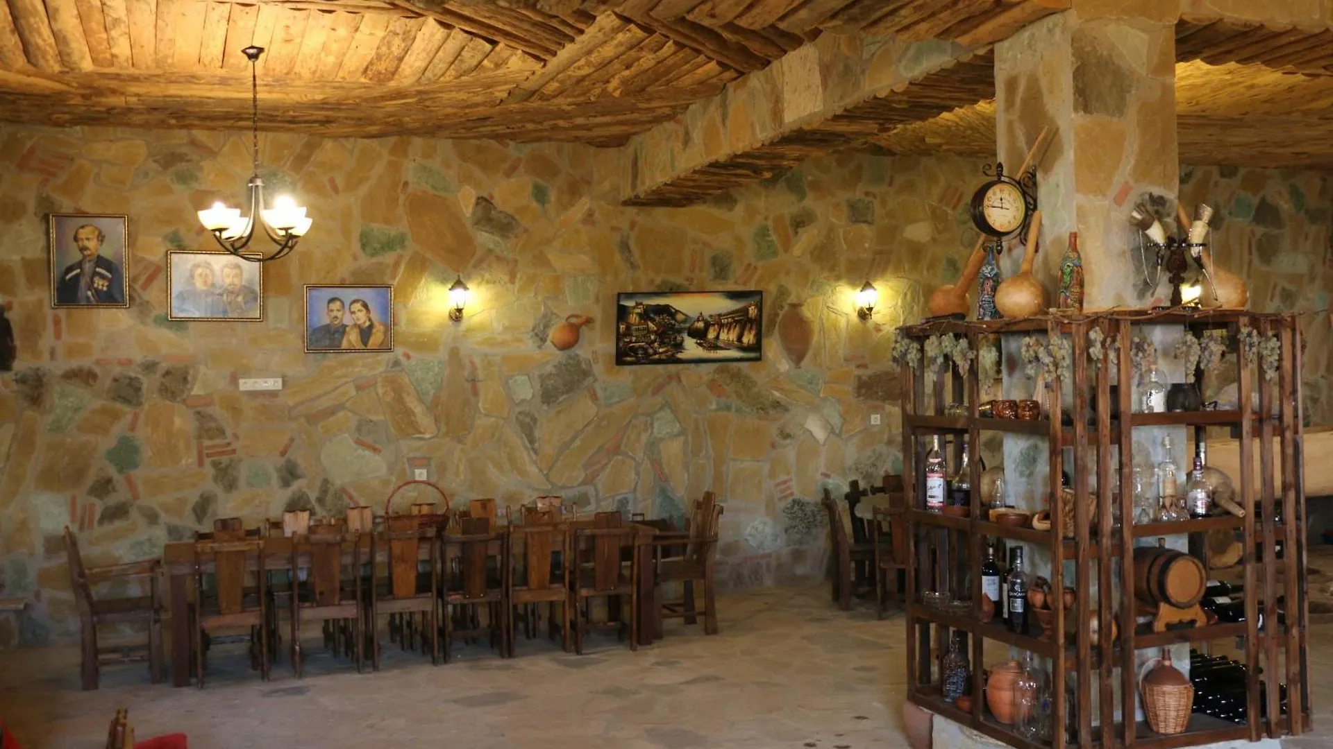 Konstantine'S Wine Cellar In Tbilisi Free Wine & Chacha Ξενοδοχείο Πανσιόν